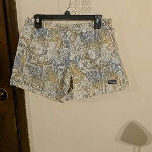 Patagonia baggie shorts